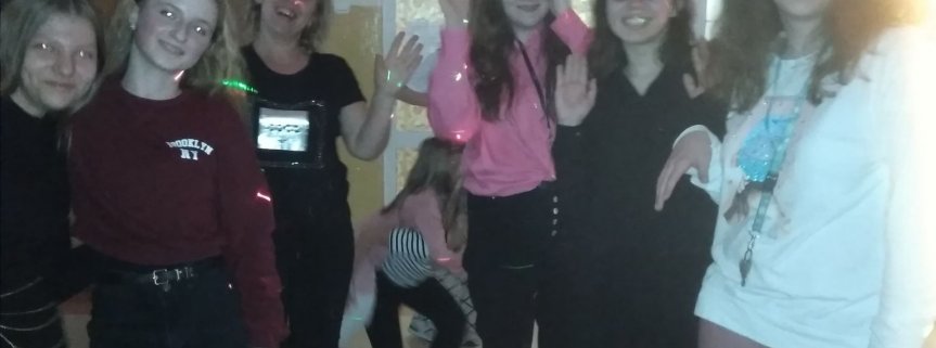 DYSKOTEKA SZKOLNA